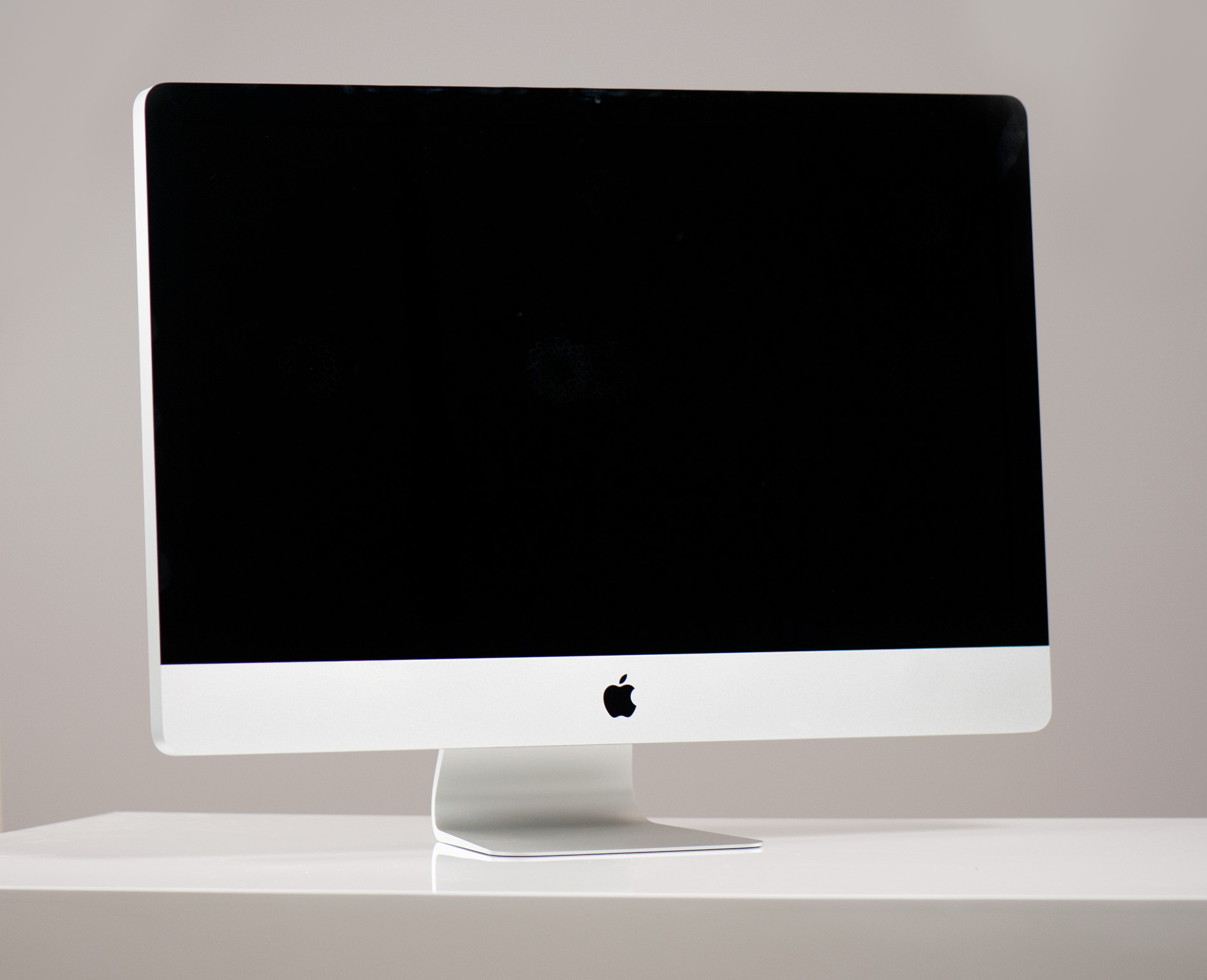 Apple планирует выпуск нового моноблока iMac с дисплеем 27 дюйма